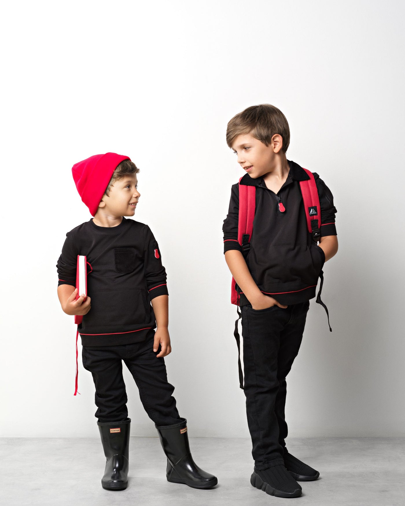 Crew Top W/ Red Trim